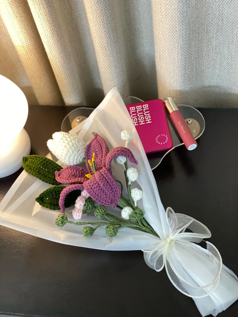Lilly Bouquet