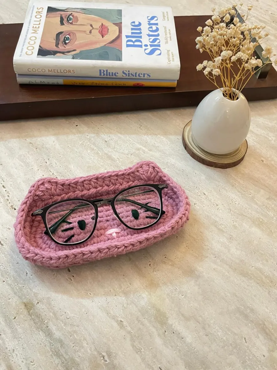 Glasses Holder
