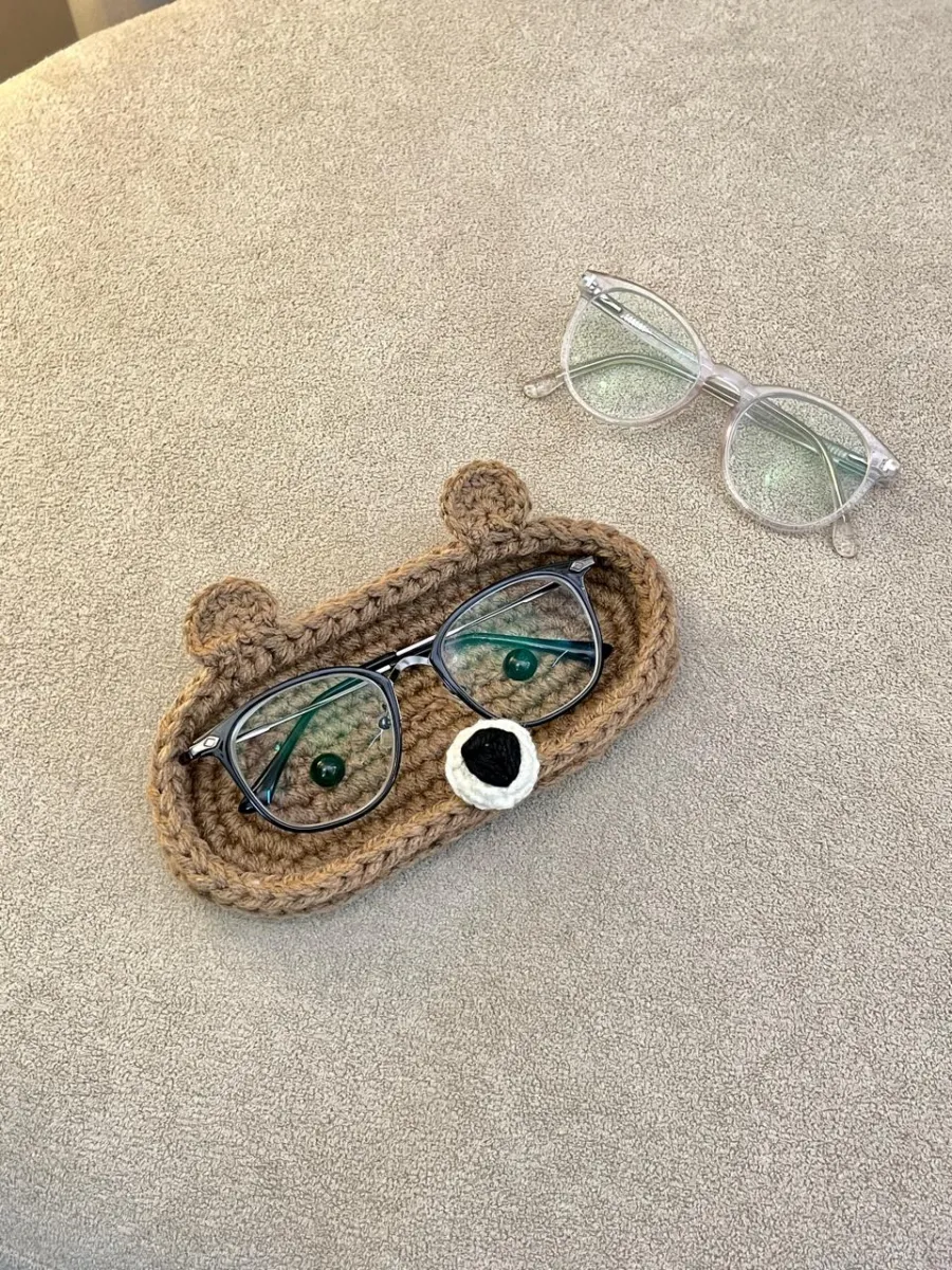 Glasses Holder