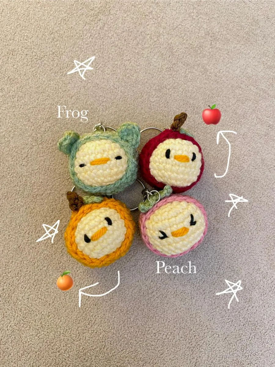 Chicks In Hats