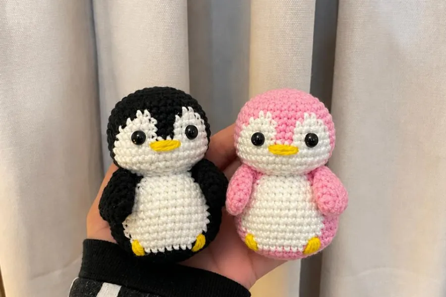 Anniversary gift ideas from Pakistan, made for two