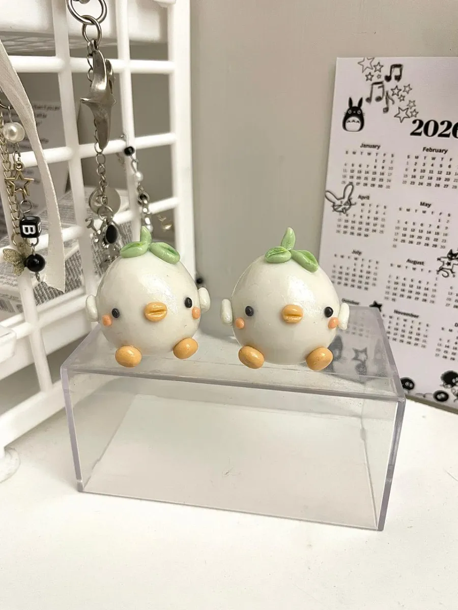 Chick Desk Buddy